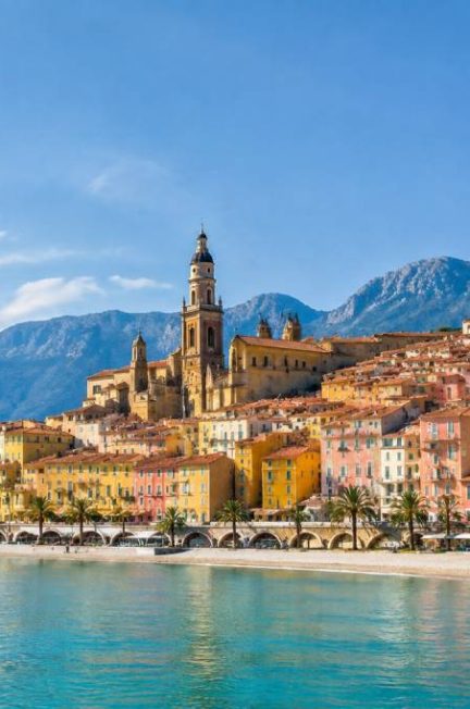 Agence de voyage Menton : les meilleures options pour organiser votre séjourmes